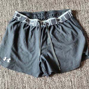 Grey underarmour shorts